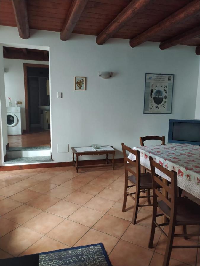 La Corte Del Pane Valbrona Luaran gambar