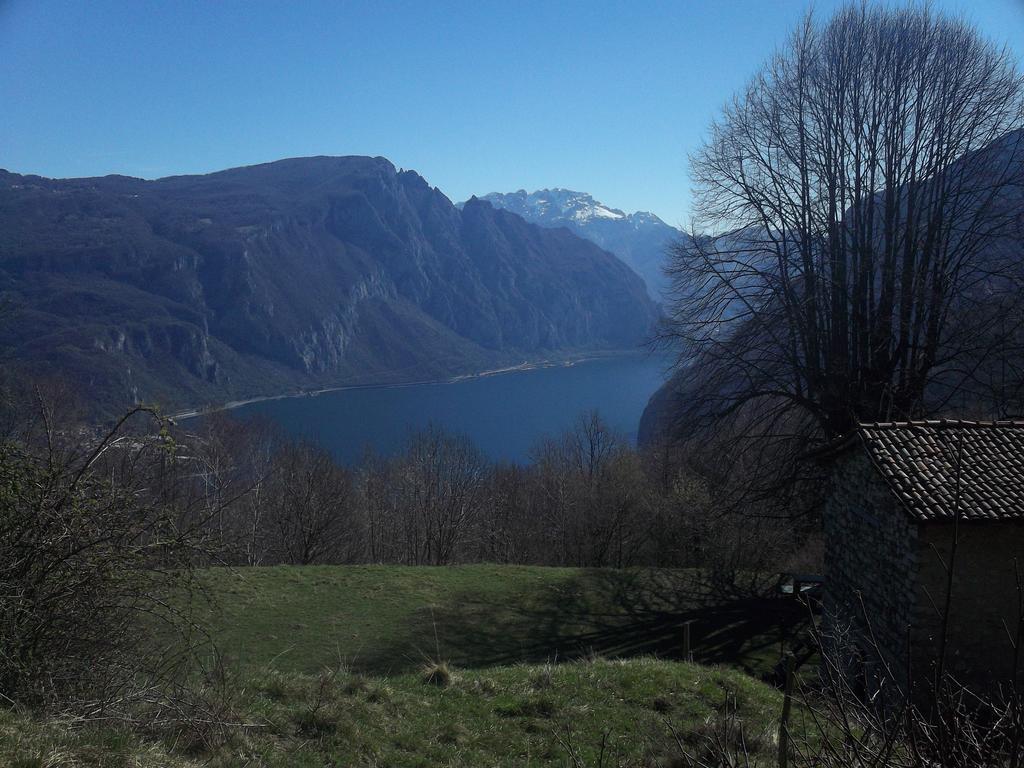 La Corte Del Pane Valbrona Luaran gambar